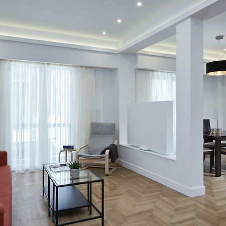 Luxurious Spacious Apt Next To Hilton Hotel Athén Kültér fotó