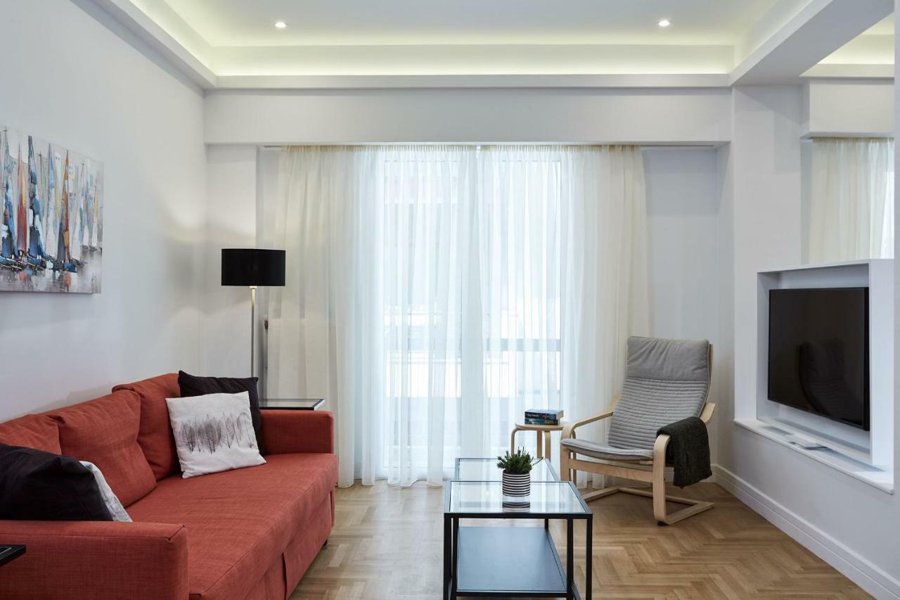 Luxurious Spacious Apt Next To Hilton Hotel Athén Kültér fotó